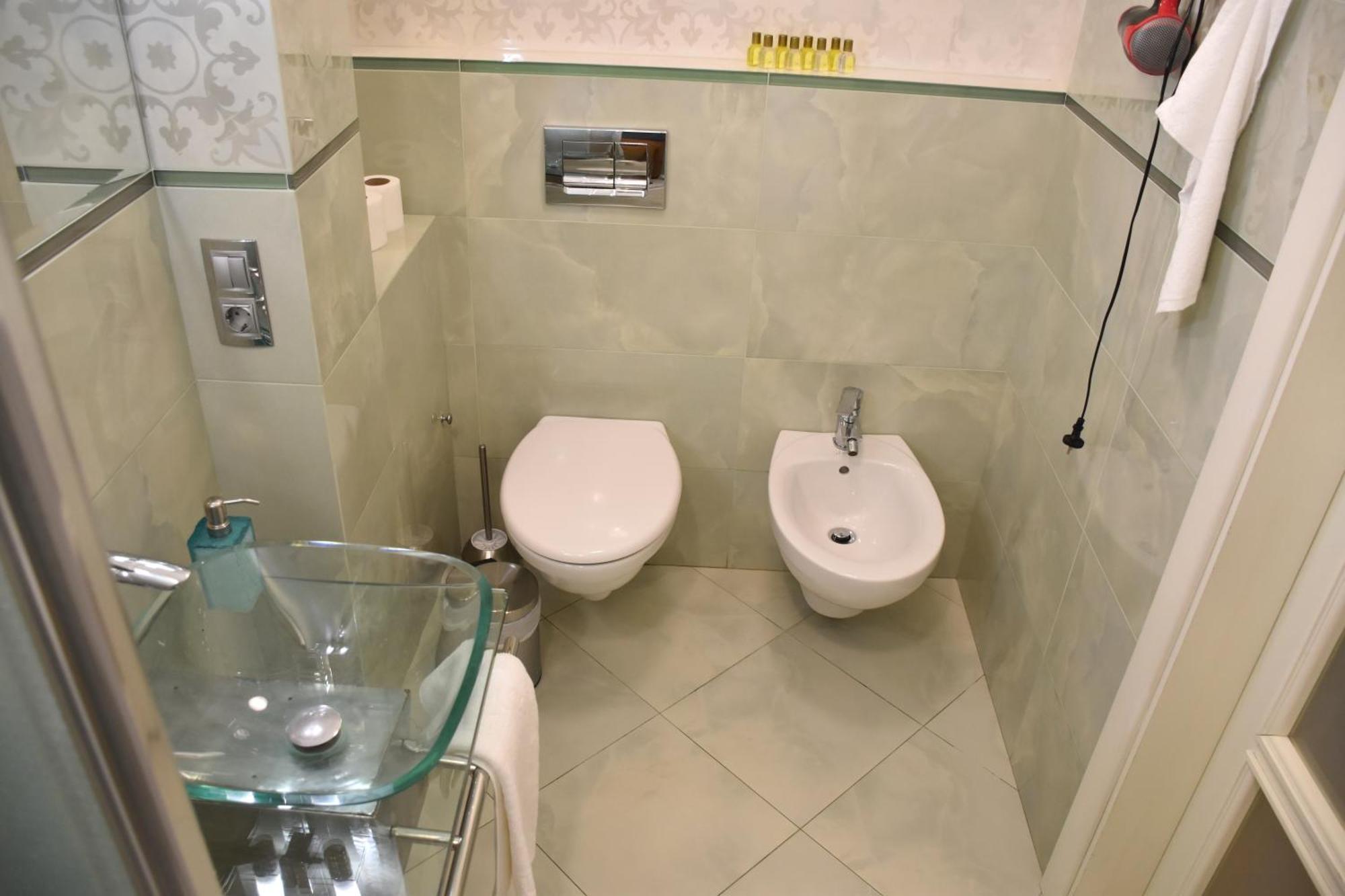Renewed Central Apartment Λβιβ Εξωτερικό φωτογραφία